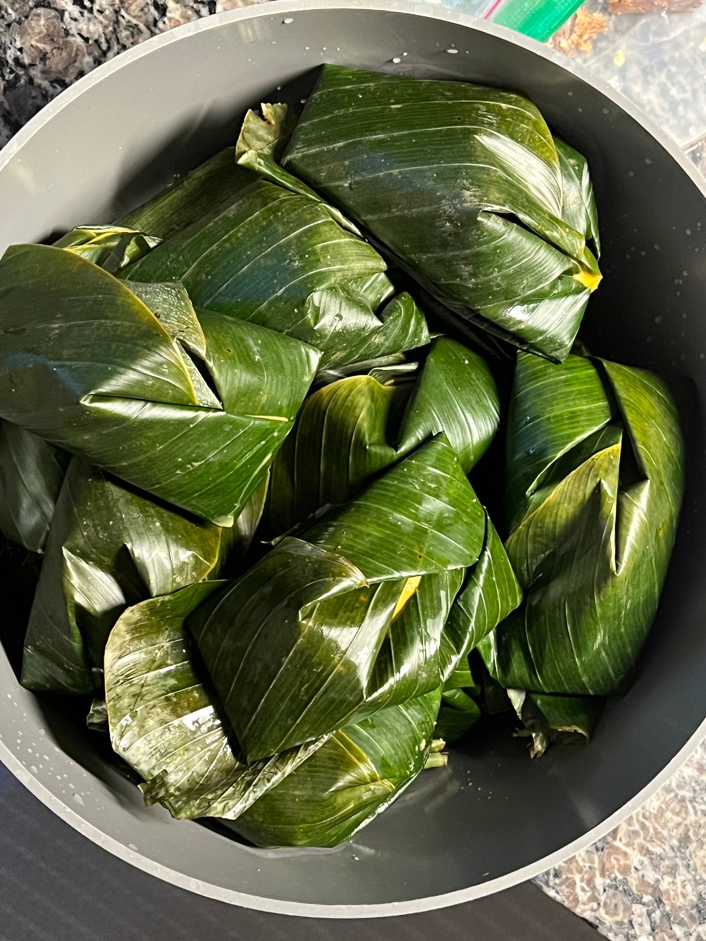 Fresh Moi-Moi Leaves - 40 Leaves